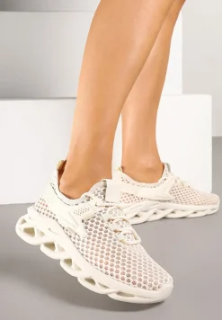 Beżowe Sneakersy z Siateczki na Piankowej Podeszwie z Wycięciami Sanilova