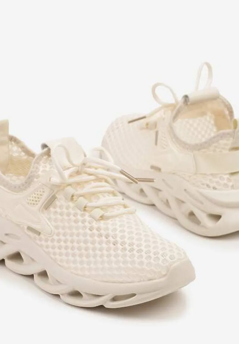 Beżowe Sneakersy z Siateczki na Piankowej Podeszwie z Wycięciami Sanilova