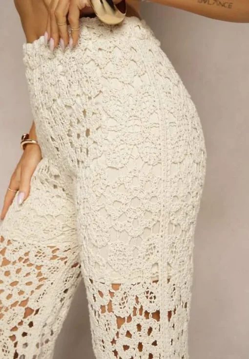 Beżowe Spodnie Flare High Waist z Ażurowej Tkaniny z Gumką w Talii Mepnira