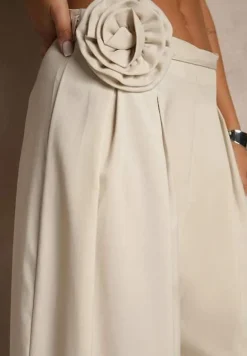 Beżowe Spodnie o Szerokim Kroju High Waist z Kwiatem 3D Firalisse