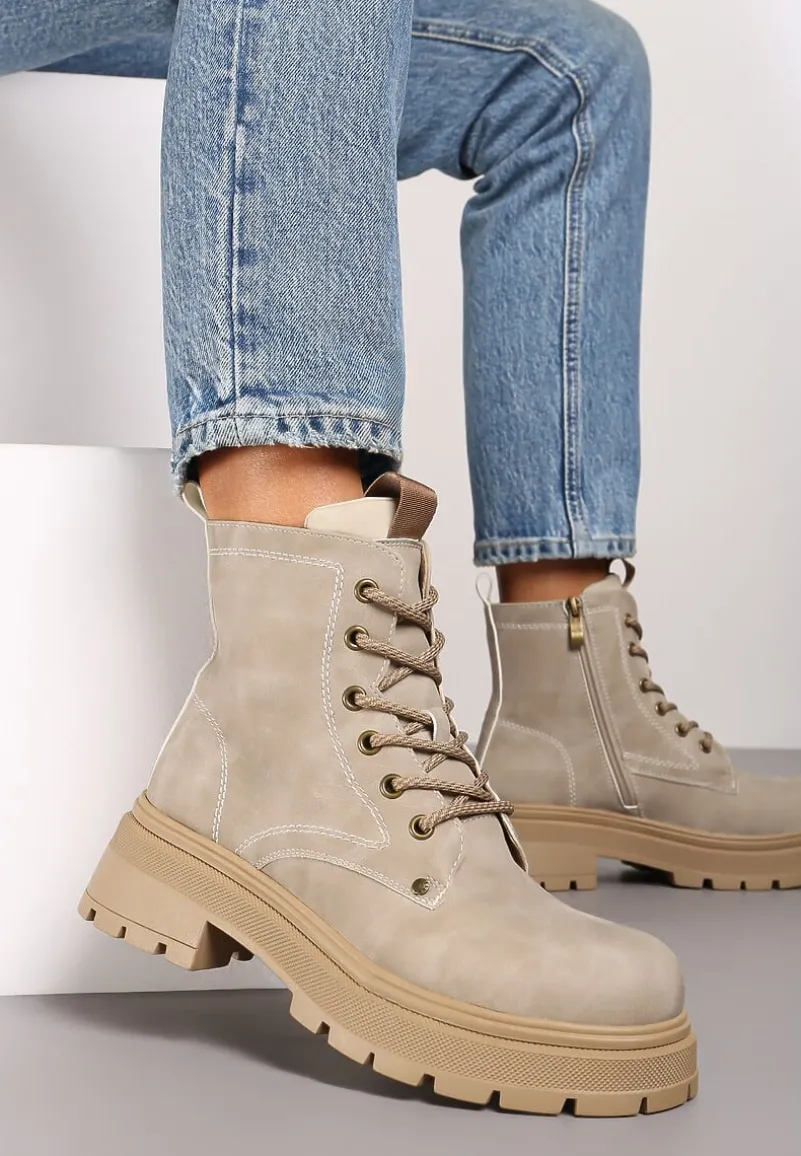 Beżowe Sznurowane Płaskie Botki w Stylu Workerów Cleida