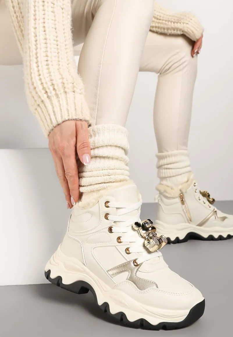 Beżowe Sznurowane Sneakersy na Płaskiej Podeszwie za Kostkę z Aplikacjami Misiów Temisza