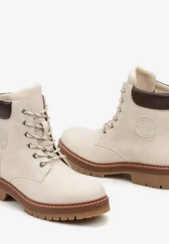 Beżowe Sznurowane Traperki z Nubuku o Klasycznym Fasonie Tirilaine