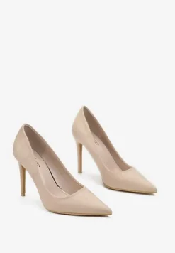 Beżowe Szpilki na Wysokim Obcasie z Imitacji Zamszu Lietske
