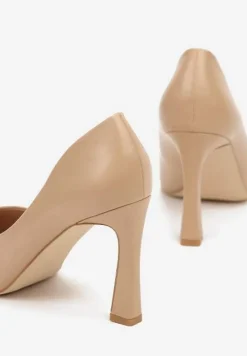 Beżowe Szpilki ze Szpiczastym Noskiem Baleria