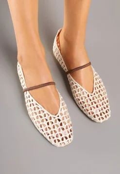 Beżowe Szydełkowe Balerinki w Stylu Boho z Paskiem Vomea