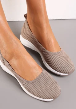 Beżowe Tenisówki Wsuwane z Elastyczną Cholewką Calvinus