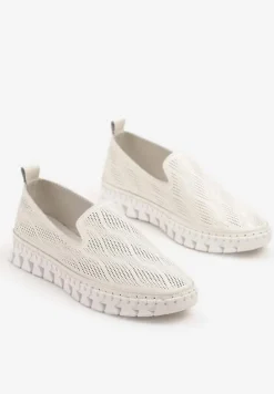 Beżowe Tenisówki ze Skóry Naturalnej Zdobione Perforacją Gonessea