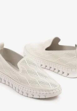 Beżowe Tenisówki ze Skóry Naturalnej Zdobione Perforacją Gonessea