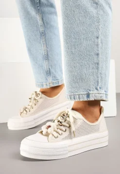 Beżowe Trampki na Platformie z Ażurową Cholewką i Aplikacjami 3D Leniri