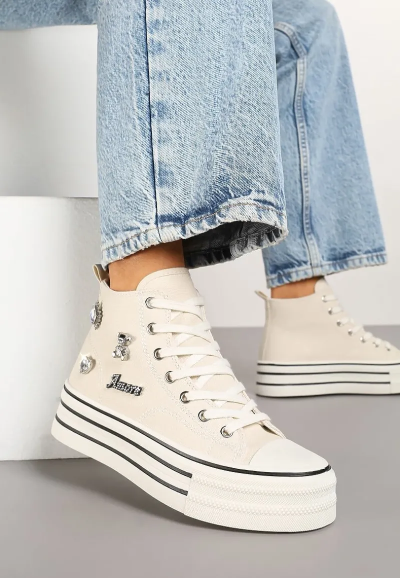 Beżowe Trampki na Platformie Ozdobione Metalicznymi Aplikacjami Jalzedis