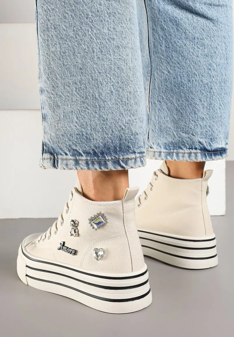 Beżowe Trampki na Platformie Ozdobione Metalicznymi Aplikacjami Jalzedis