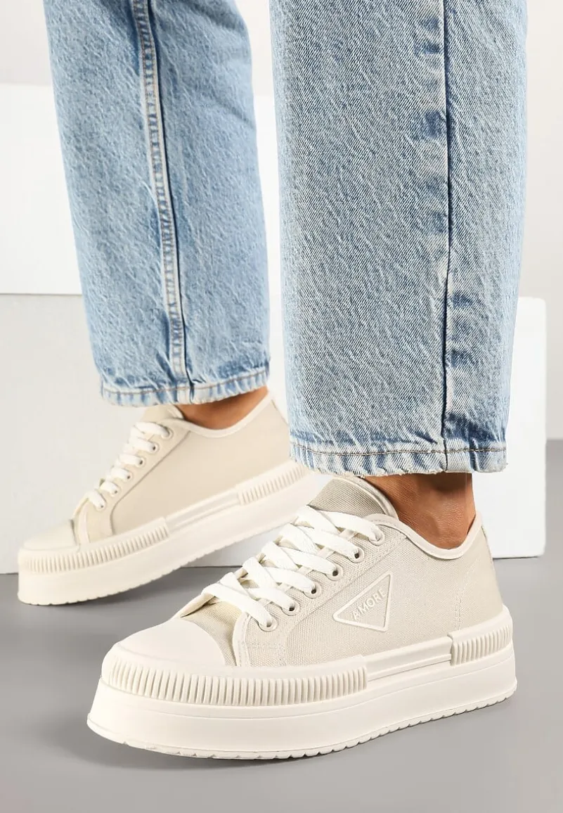 Beżowe Trampki na Podwójnej Podeszwie z Ozdobnym Znaczkiem na Cholewce Alivrelia