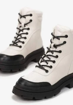 Beżowe Traperki Desa