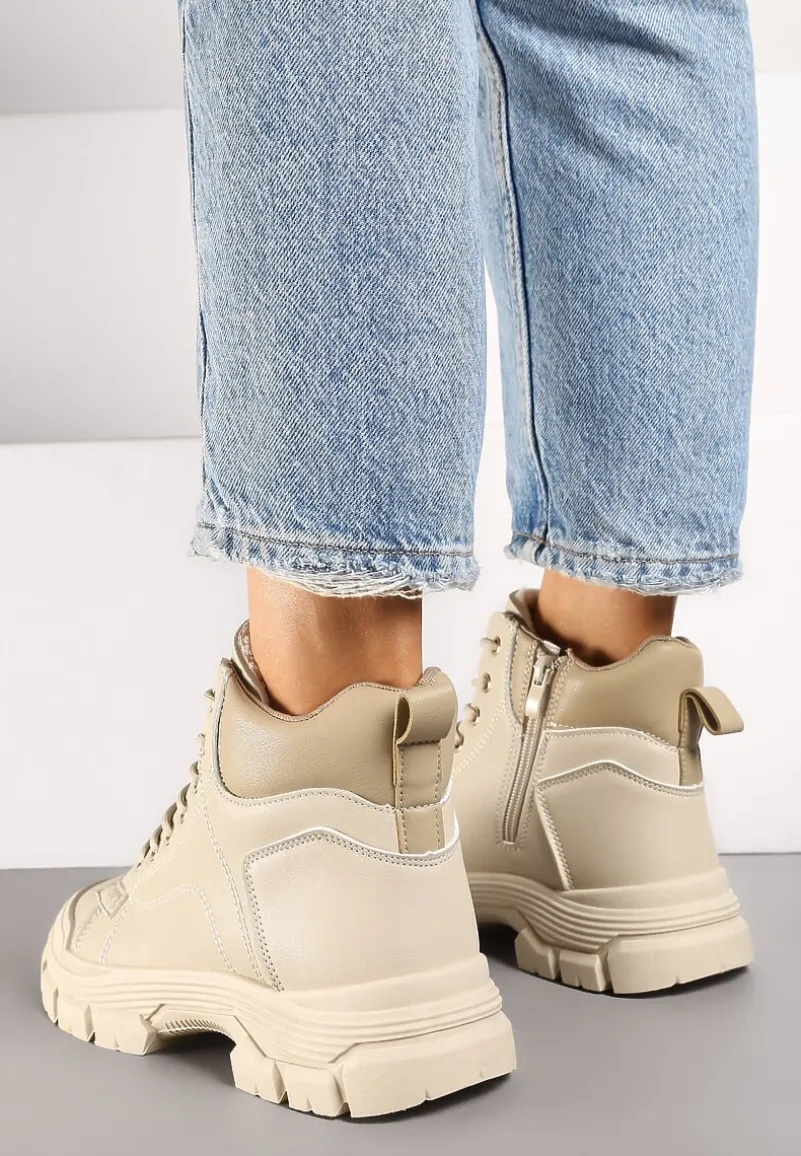 Beżowe Traperki na Grubej Podeszwie ze Żłobieniami Ocieplane Futrem Leannara