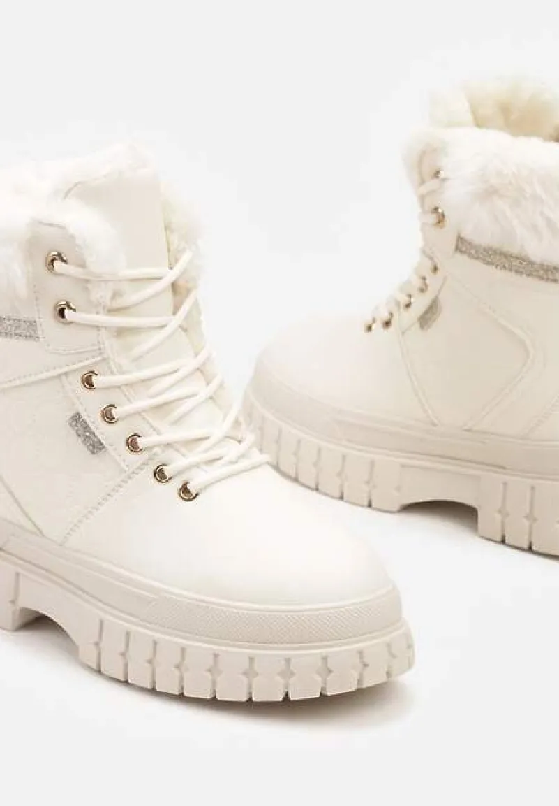 Beżowe Traperki na Tłoczonej Podeszwie z Brokatowymi Wstawkami i Futrem Tomina