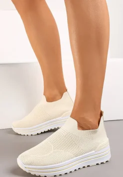 Beżowe Wsuwane Buty Sportowe z Miękką Cholewką na Niskiej Platformie Dionema
