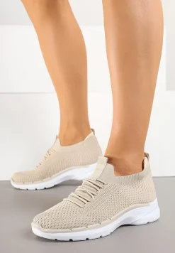 Beżowe Wsuwane Buty Sportowe Sneakersy z Imitacją Sznurówek Tatanoris