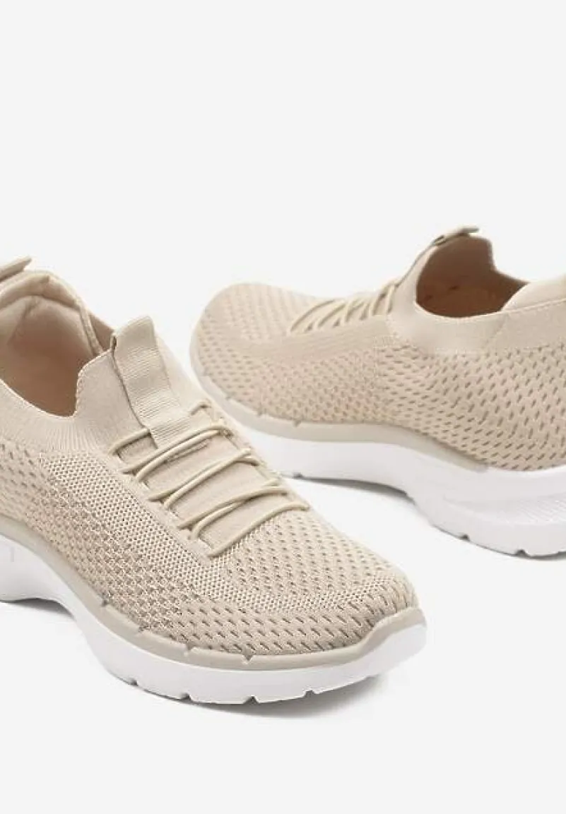 Beżowe Wsuwane Buty Sportowe Sneakersy z Imitacją Sznurówek Tatanoris