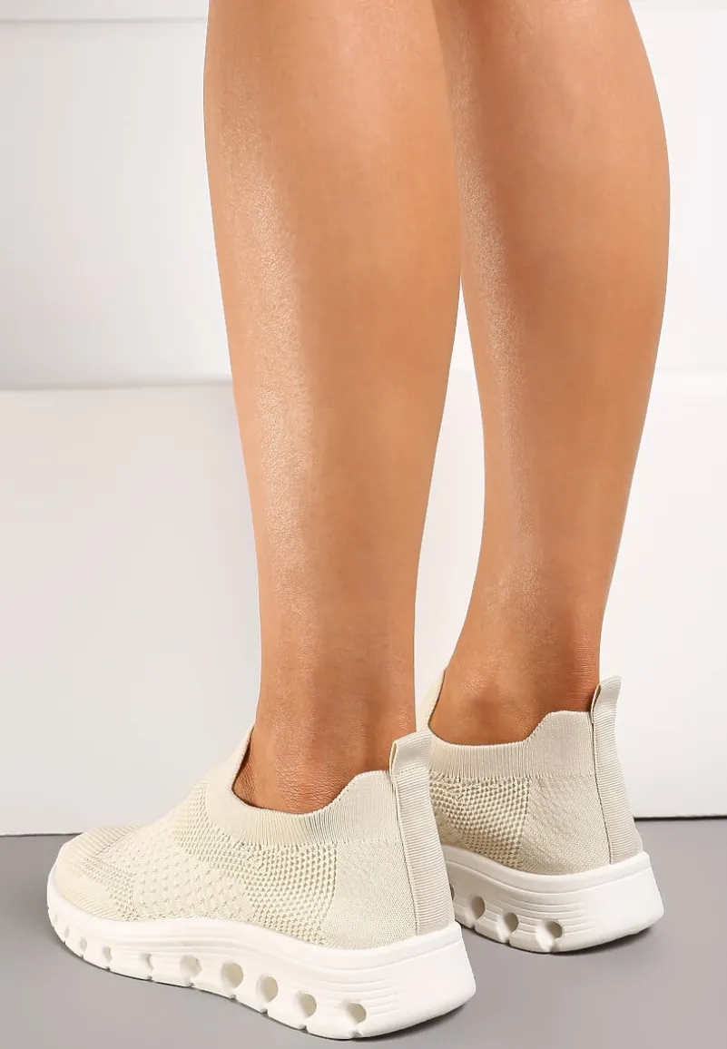 Beżowe Wsuwane Buty Sportowe z Elastyczną Cholewką do Kostki Asigruna