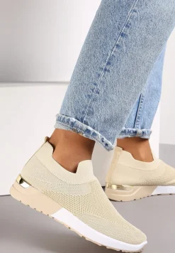 Beżowe Wsuwane Buty Sportowe na Płaskiej Podeszwie ze Skarpetkową Cholewką Metaliczną Ozdobą Movela