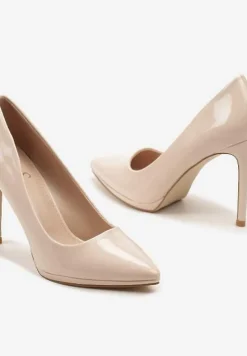 Beżowe Wysokie Szpilki z Lakierowanej Imitacji Skóry Banesi
