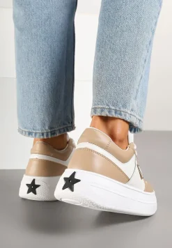Beżowo-Białe Sneakersy Vices na Platformie z Perforacją i Geometryczną Aplikacją Vilvesia