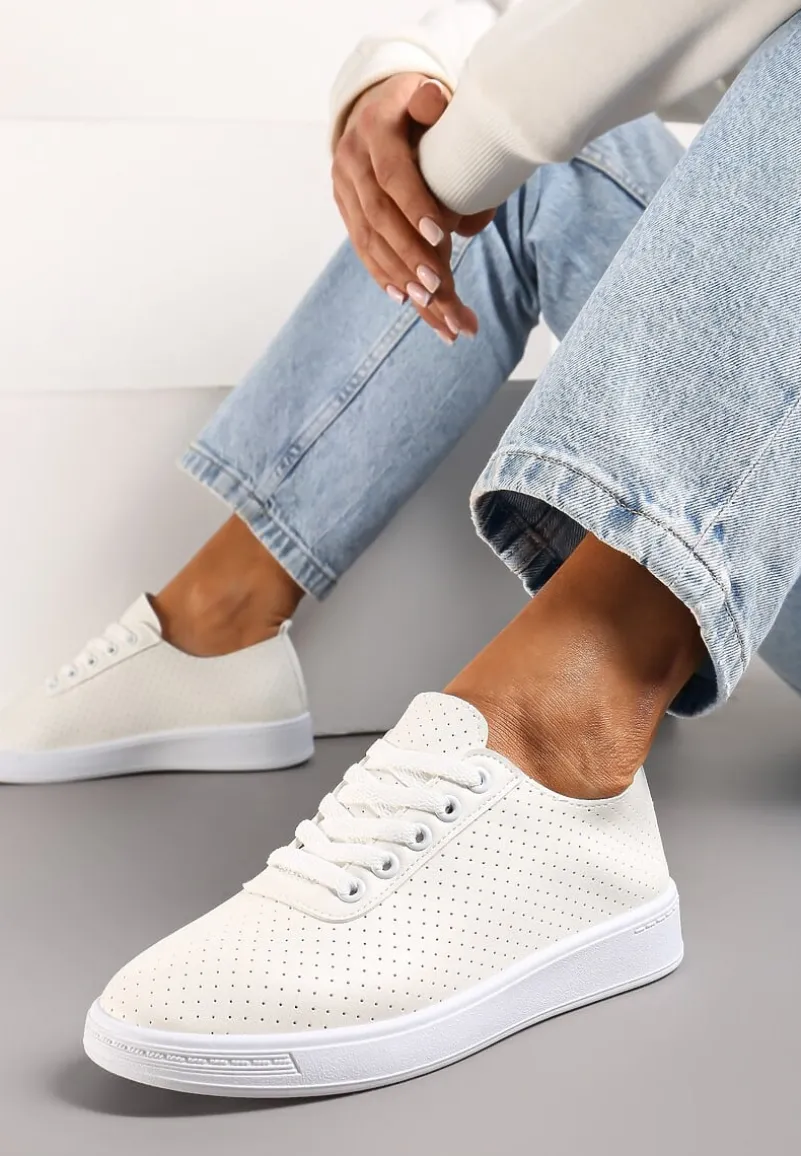 Beżowo-Białe Sznurowane Tenisówki z Ozdobną Taśmą na Tyle i Perforacją Kavinna