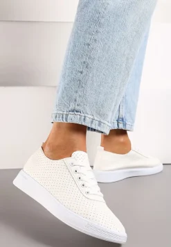 Beżowo-Białe Sznurowane Tenisówki z Ozdobną Taśmą na Tyle i Perforacją Kavinna