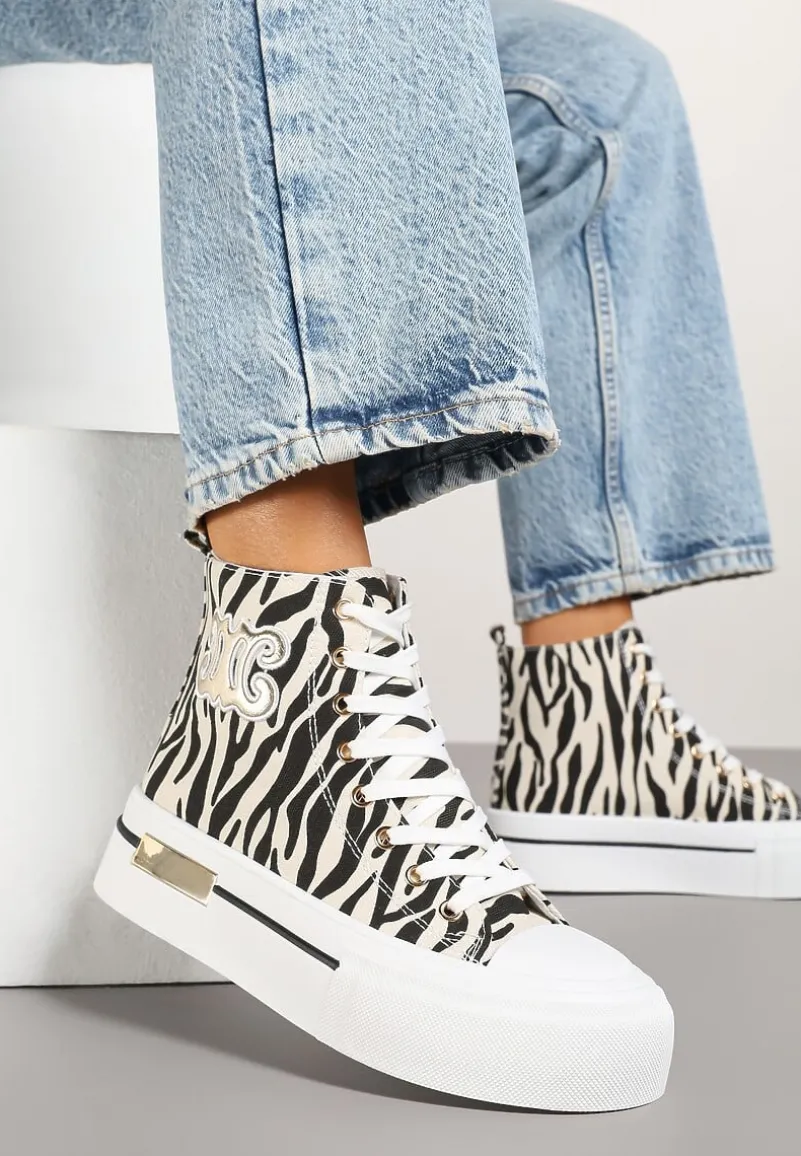 Beżowo-Czarne Trampki na Platformie za Kostkę Ozdobione Printem w Zeberkę i Naszywką Joliris