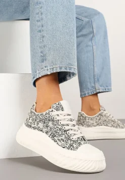 Beżowo-Czarne Trampki na Platformie z Tłoczeniem Ozdobione Abstrakcyjnym Wzorem Desanovia