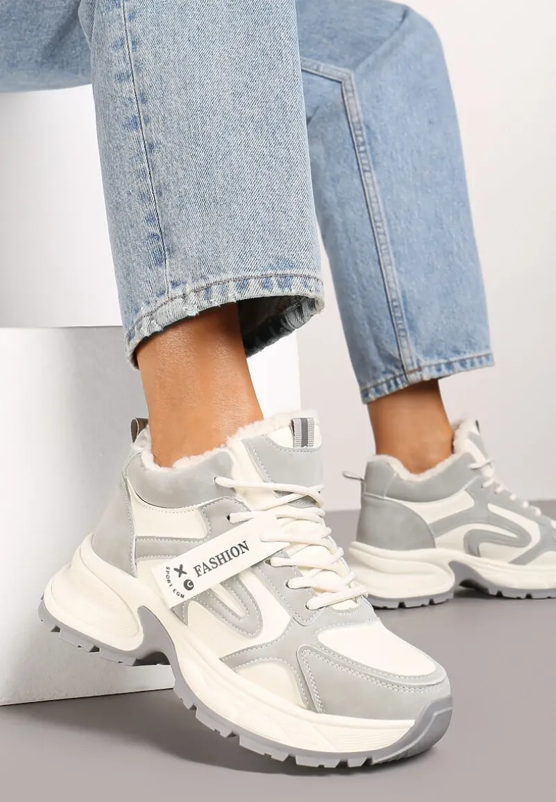 Beżowo-Szare Sznurowane Sneakersy na Platformie Ozdobione Napisem i Futerkiem Siorra