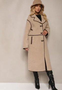 Beżowy Futrzany Płaszcz o Jednorzędowym Kroju Zdobiony Przeszyciami Zinneira