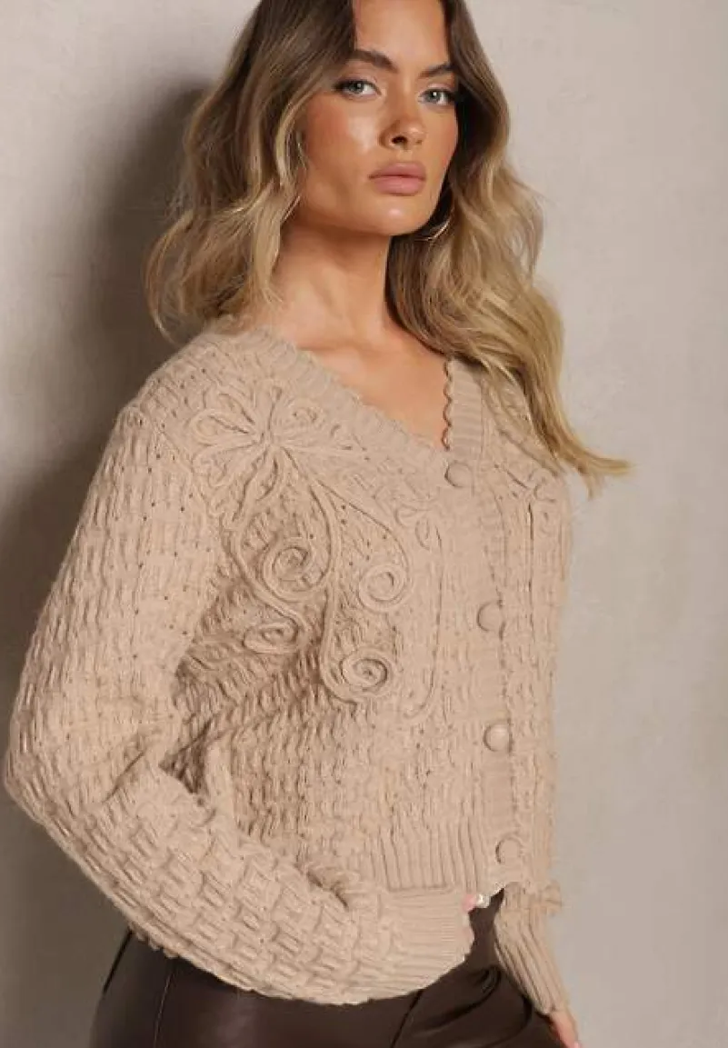 Beżowy Kardigan w Stylu Oversize z Guzikami i Ozdobnymi Tłoczeniami Palabia