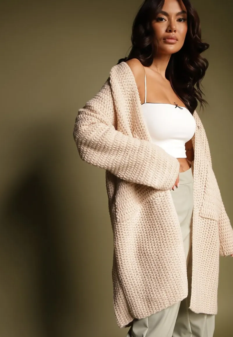 Beżowy Kardigan Bez Zapięć Zdobiony Luźnym Splotem i Wsuwanymi Kieszeniami Calineth