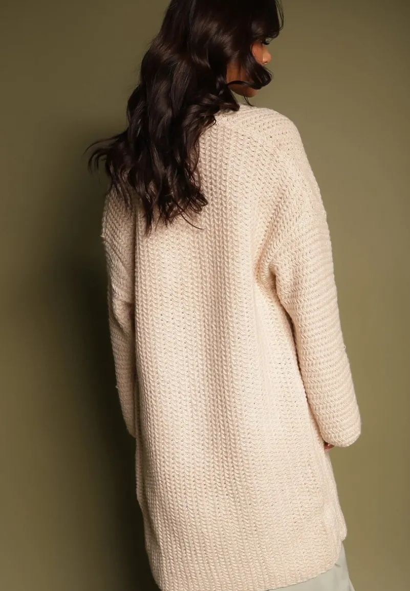 Beżowy Kardigan Bez Zapięć Zdobiony Luźnym Splotem i Wsuwanymi Kieszeniami Calineth
