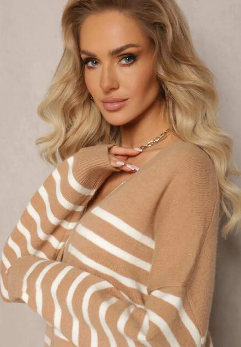 Beżowy Kardigan w Paski o Wydłużonym Fasonie z Dekoltem V Zapinany na Guziki Ravime