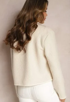 Beżowy Kardigan z Teksturowanego Materiału z Biżuteryjnymi Guzikami Omeria