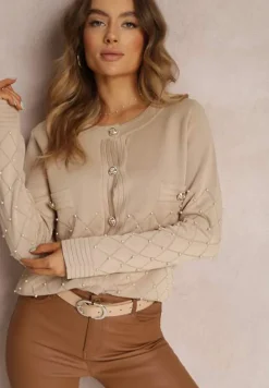 Beżowy Kardigan Zapinany z Perłami Kilfa