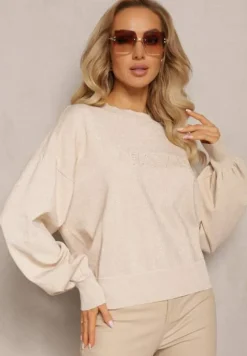 Beżowy Klasyczny Sweter z Metaliczną Nitką i Napisem Actylia