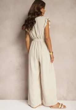 Beżowy Koktajlowy Kombinezon Wiązany Paskiem Wykończony Falbankami przy Ramionach Vimaseni