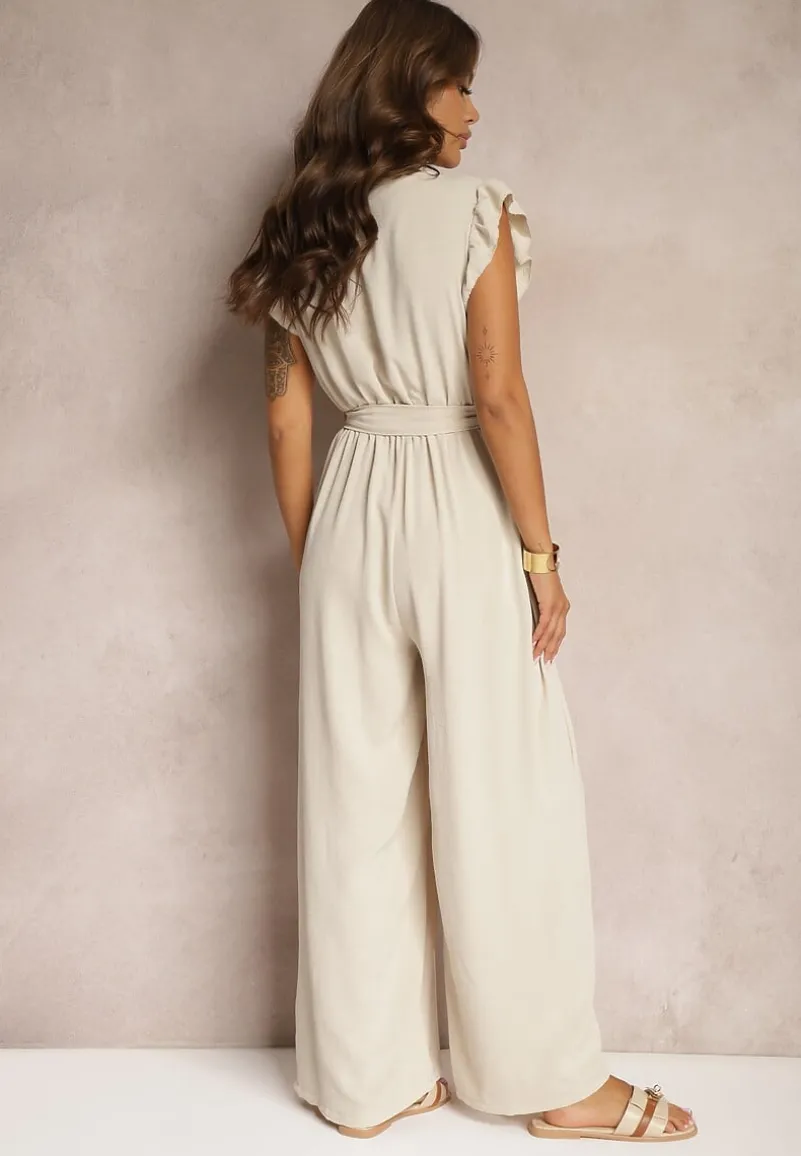 Beżowy Koktajlowy Kombinezon Wiązany Paskiem Wykończony Falbankami przy Ramionach Vimaseni