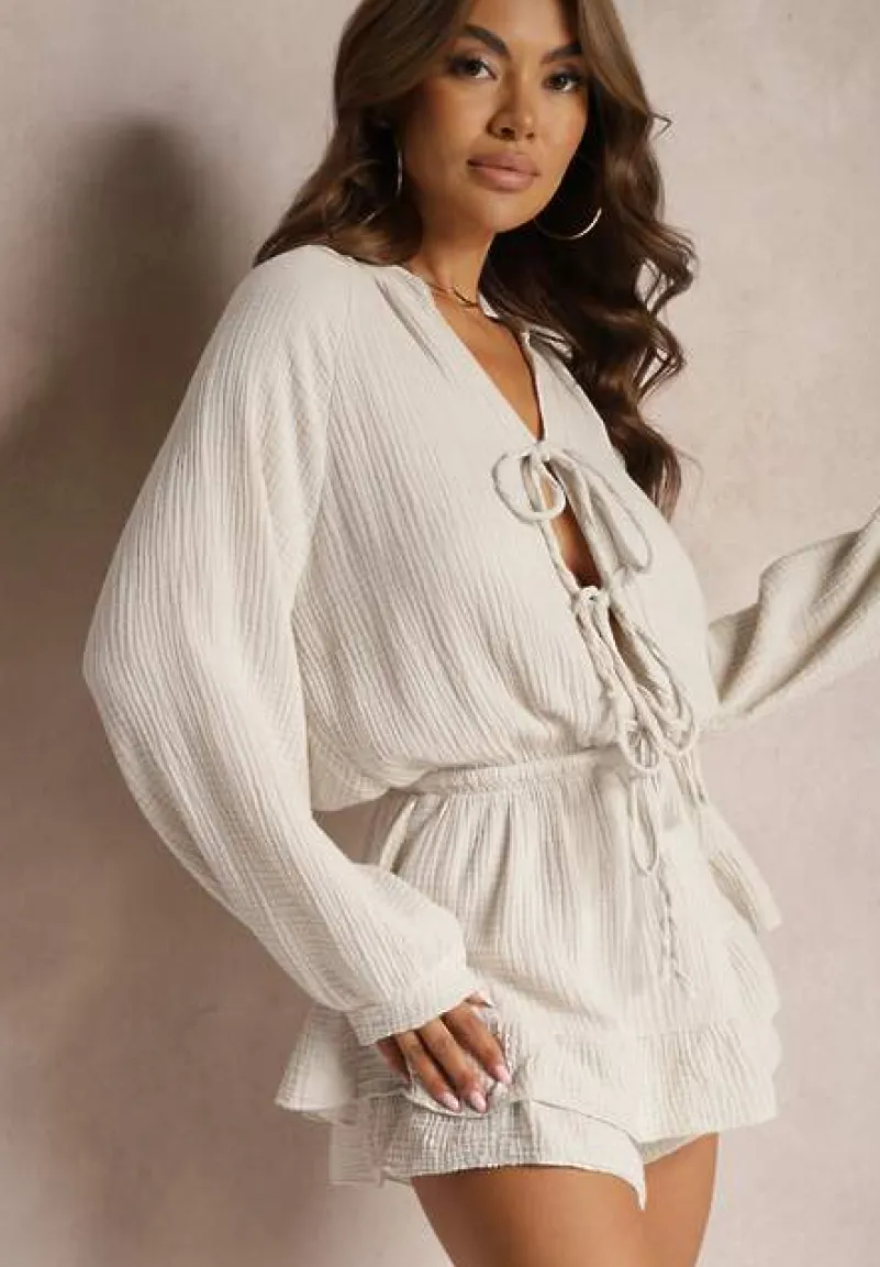 Beżowy Kombinezon z Bawełny Ozdobiony Wiązaniem i Falbankami Nalelia