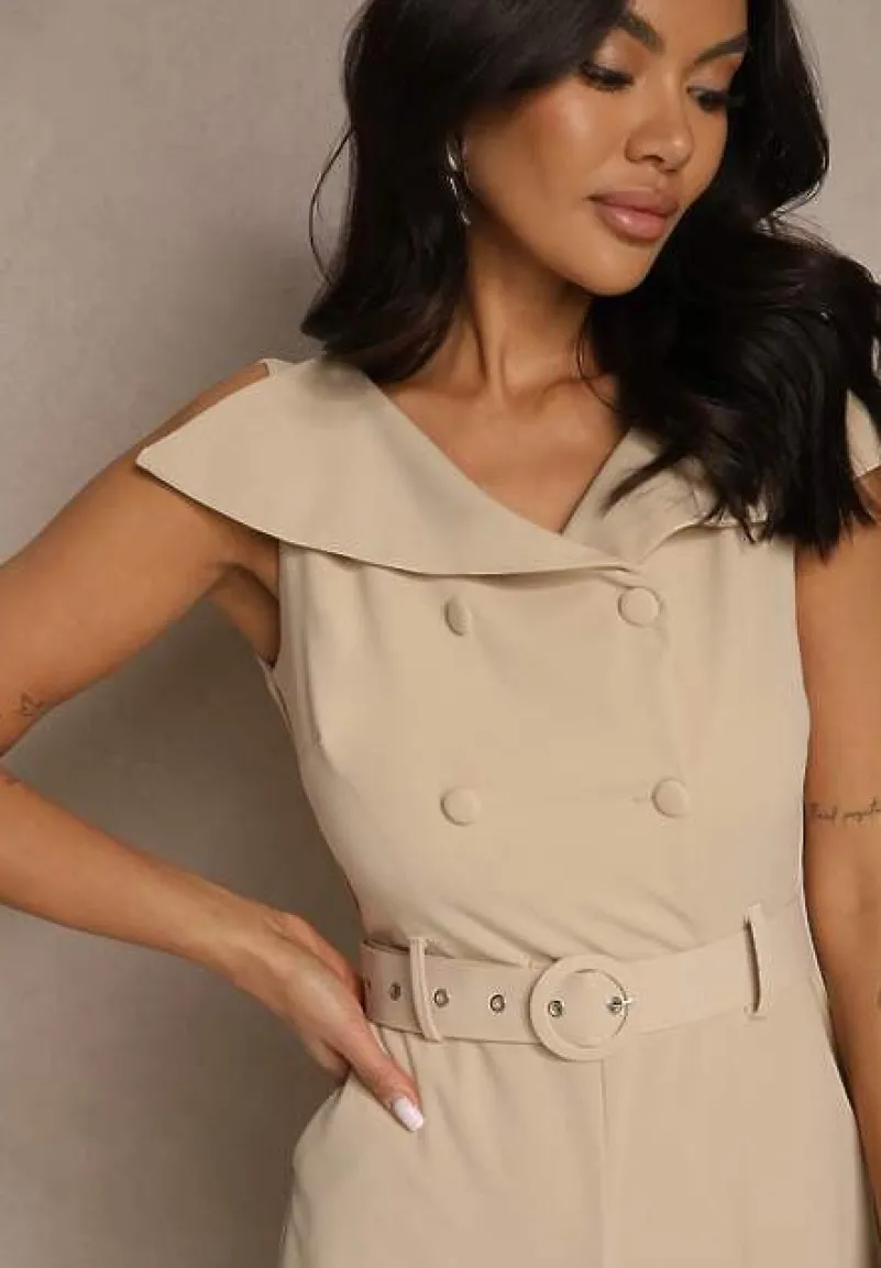 Beżowy Kombinezon z Dekoltem w Łódkę Guzikami i Paskiem Galissela