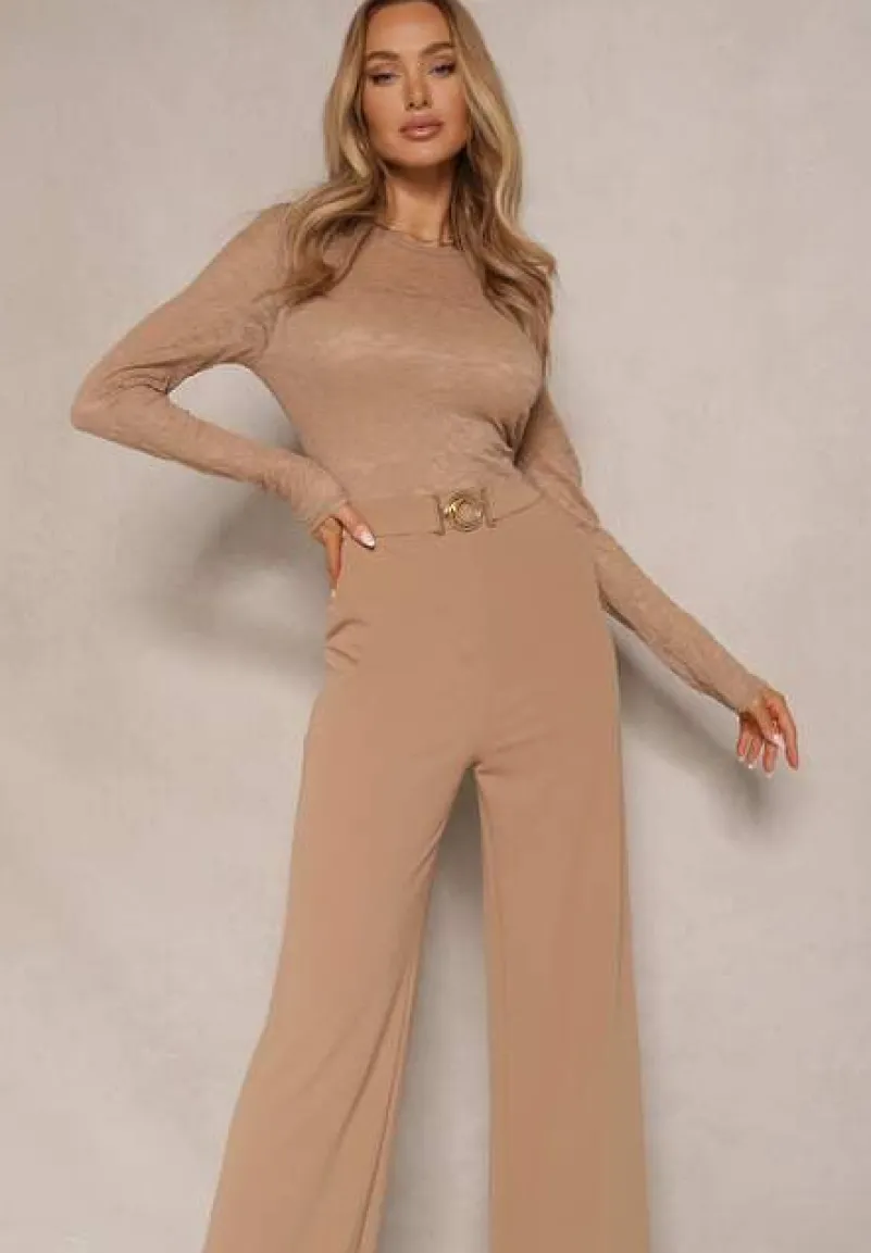 Beżowy Kombinezon z Koronki z Wiskozą z Wszytym Paskiem z Aplikacją Ninadira