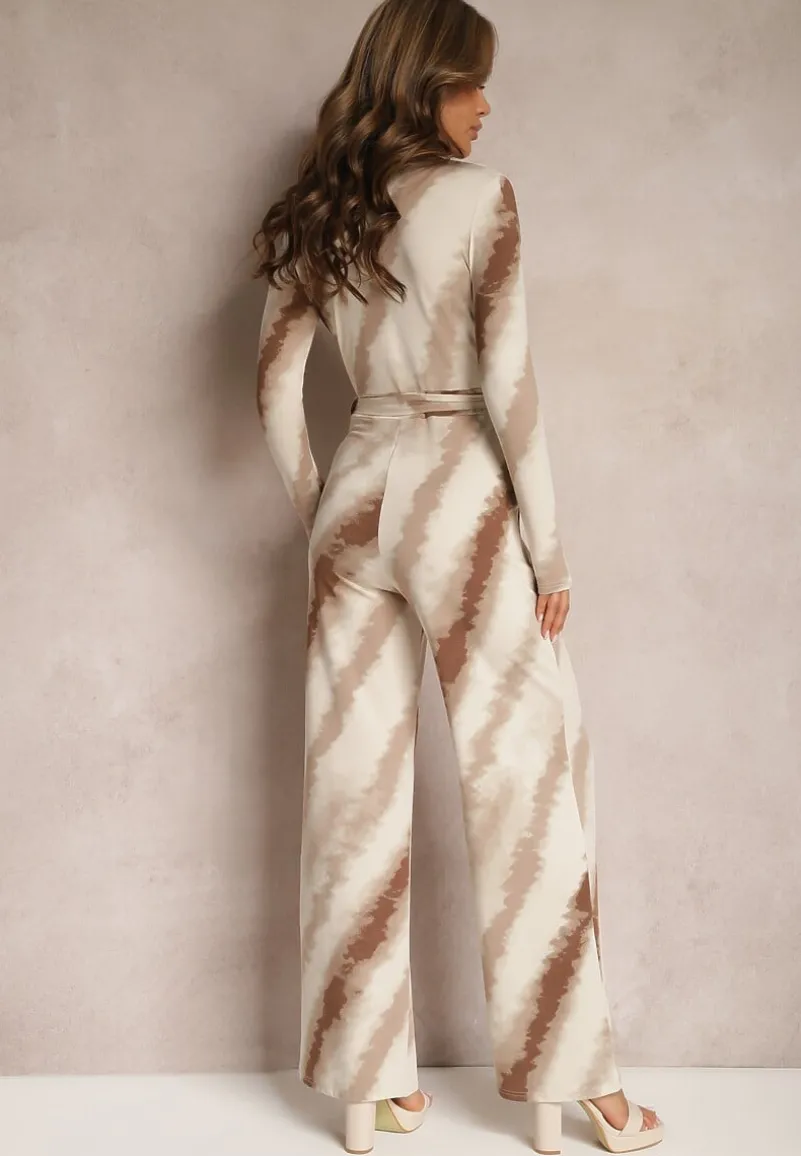 Beżowy Kombinezon z Trójkątnym Dekoltem i Paskiem w Talii Nanthe