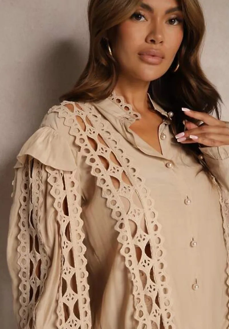Beżowy Komplet Ażurowy z Bawełną Spódnica i Koszula Ozdobiona Guzikami z Pereł Leninia