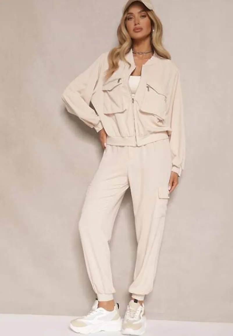 Beżowy Komplet Dresowy Cargo Spodnie i Bluza Zdobiona Imitacją Kieszeni Nolhira