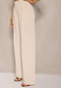 Beżowy Komplet Spodnie o Szerokim Kroju i Asymetryczna Bluzka z Marszczeniem Nitara