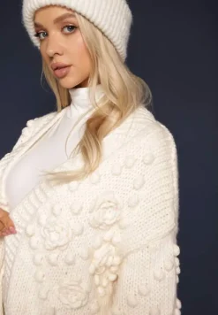 Beżowy Niezapinany Kardigan z Ozdobnymi Pomponami Besinia